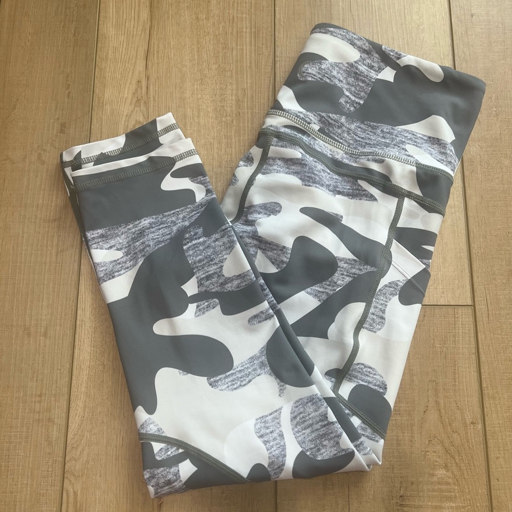 Zyia light n Tight size 6-8